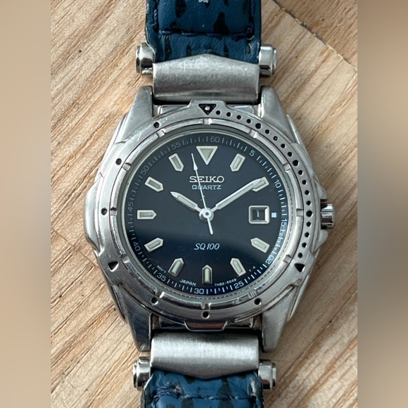 Seiko Accessories - Seiko Rare Vintage Ladies Watch Blue Dial Stainless Case 10 BAR, Blue Leather